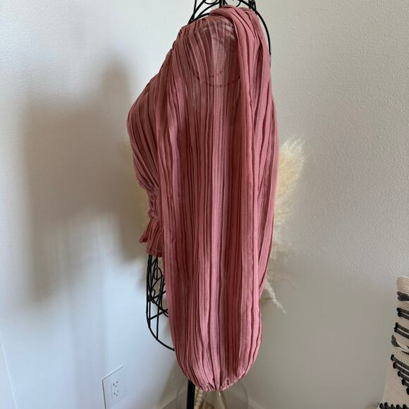 ASTR the Label Pleated Long Balloon Sleeve Cropped Chiffon Blouse Romantic Small - Picture 4 of 9